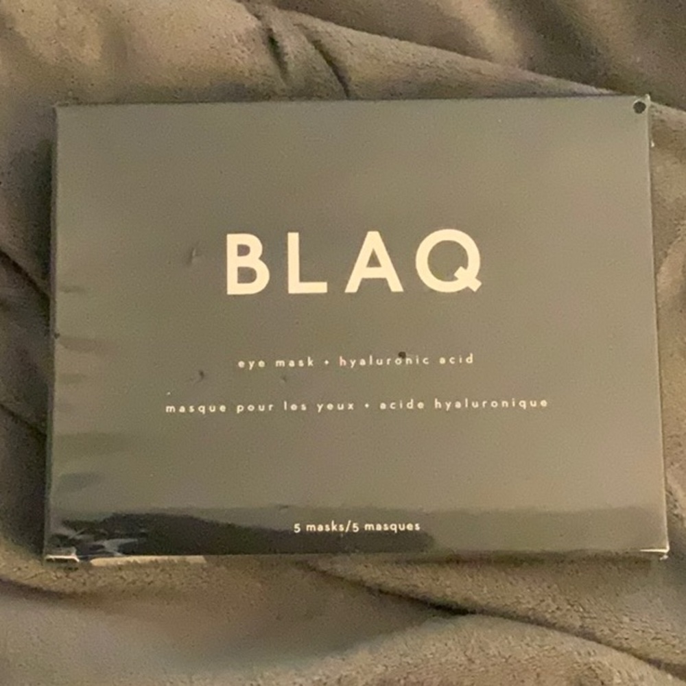 Hydraulic acid eye masks